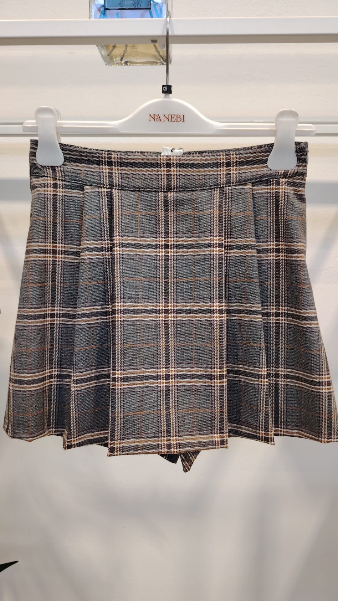 Short donna principe di Galles NANEBI