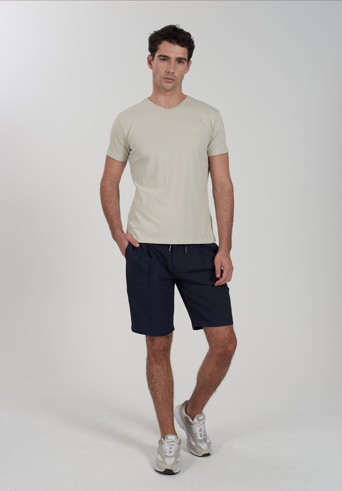 T-shirt uomo scollo V elasticizzato YES ZEE