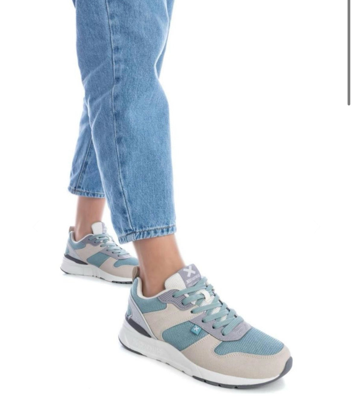 Sneaker donna Xti 141971