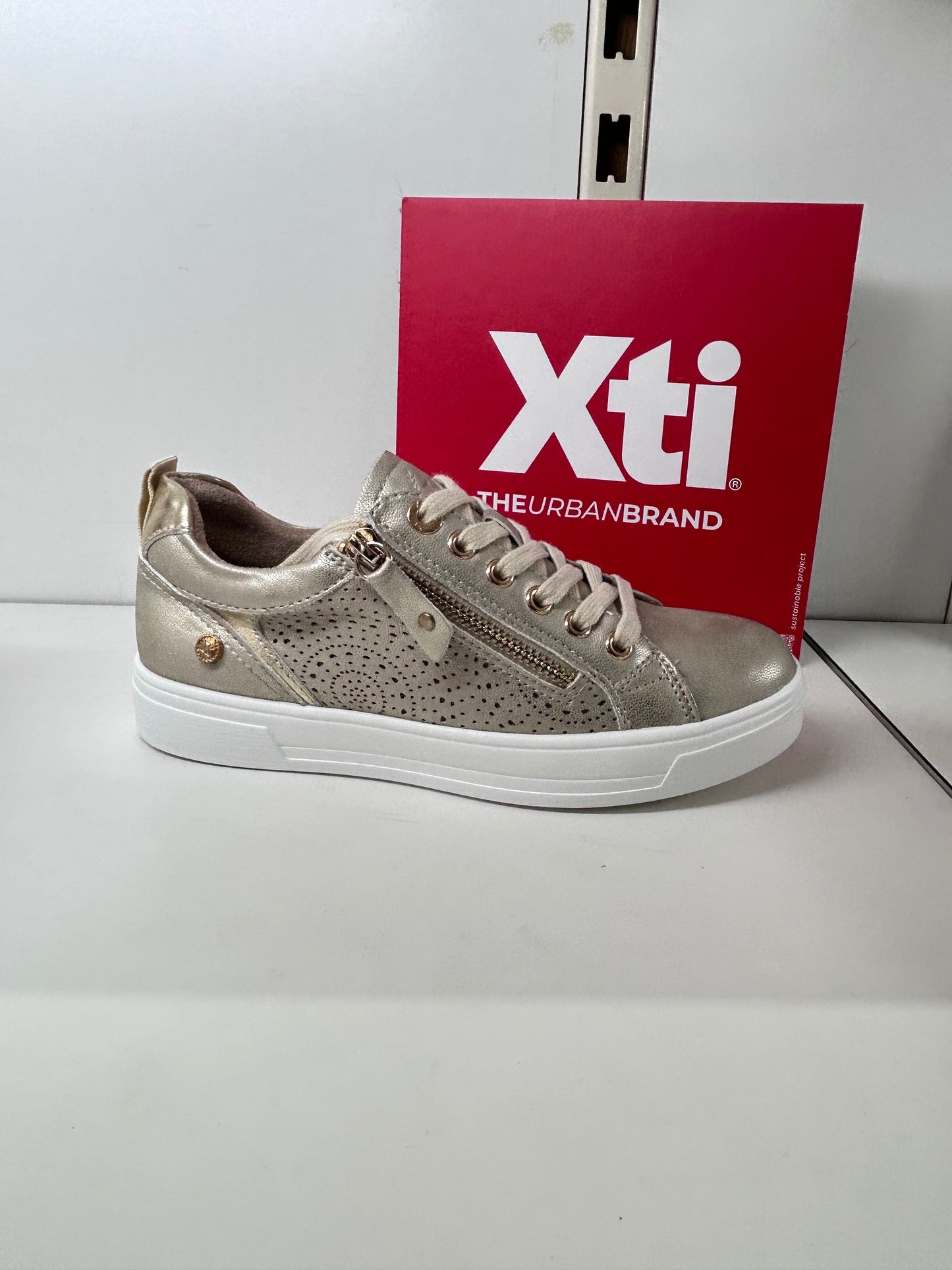 Sneakers donna 42451